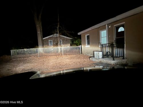 b-409 E Nelson St, Robersonville, NC, 27871-9236 | Card Image