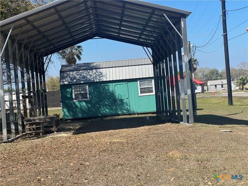 202 W Cleveland Avenue, Seadrift, TX, 77983 | Card Image