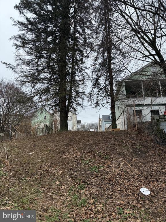Land in COAL TWP 2