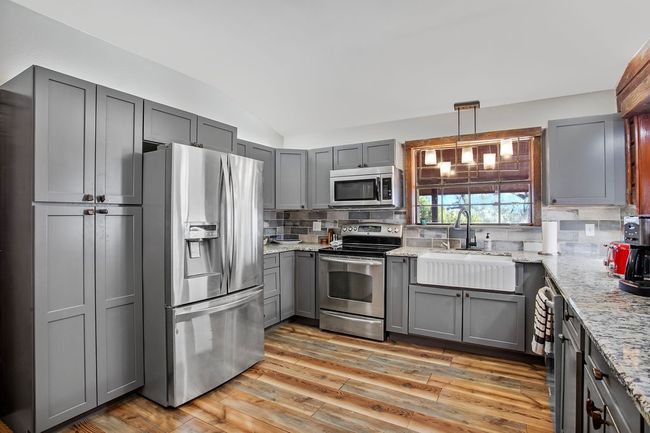 9475 N Us Highway 377, House other with 3 bedrooms, 2 bathrooms and 5 parking in Junction TX | Image 4