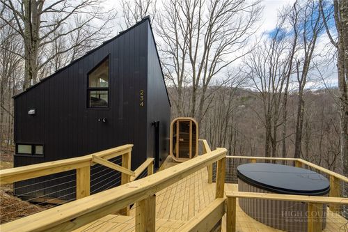 234 Wild Daisy Ln, Beech Mountain, NC, 28604-7804 | Card Image