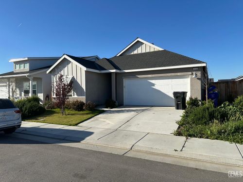 9610 Greenwood Glen Ln, Shafter, CA, 93263-2293 | Card Image