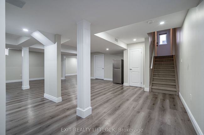 8 Station Dr, House other with 3 bedrooms, 3 bathrooms and 4 parking in Millbrook ON | Image 29