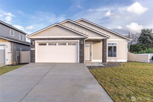 544 S Oasis Loop, East Wenatchee, WA, 98802 | Card Image