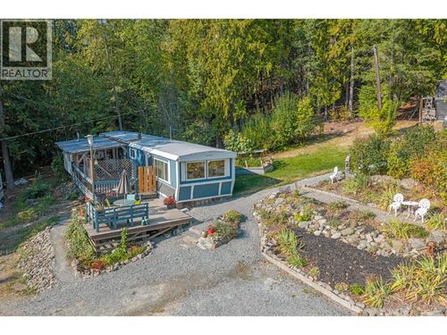 1137 36 Ave N, Creston, BC, V0B1G1 | Card Image