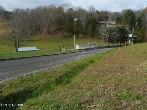 117 Henley St, Tazewell, TN, 37879-3969 | Card Image