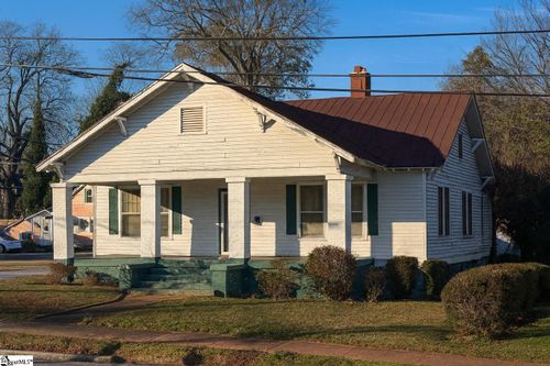 604 W Market St, Anderson, SC, 29624-1443 | Card Image