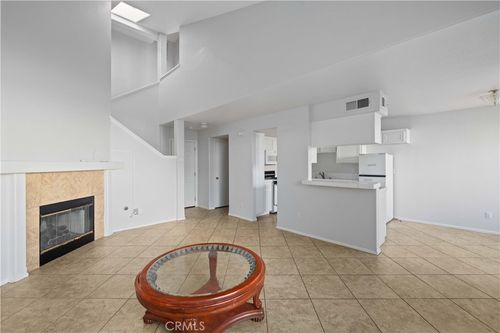 unit-c-39237 10th St W, Palmdale, CA, 93551-3729 | Card Image