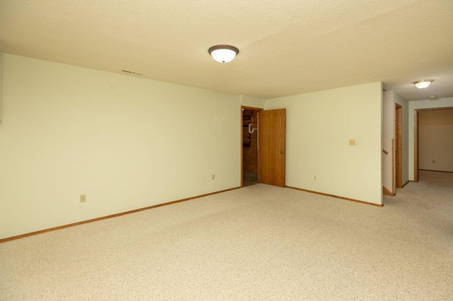 21-web-or-mls-21-Family Room.jpg | Image 21