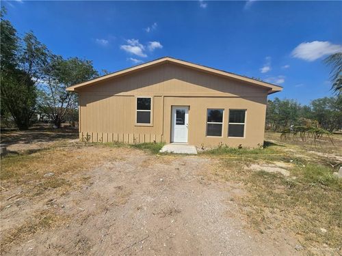 831 Navarro Ln, Edinburg, TX, 78542-7238 | Card Image