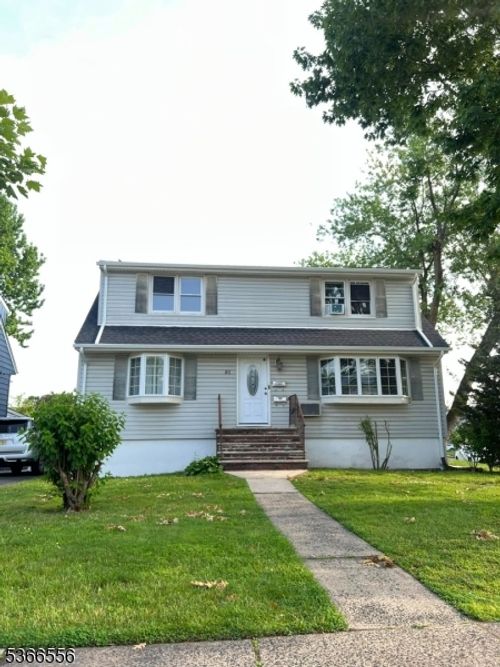 51 Calicooneck Rd, South Hackensack, NJ, 07606-1612 | Card Image