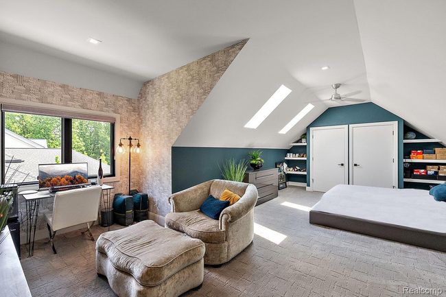 212 Enclave-99.jpg | Image 34