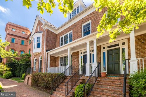 954 N Washington St, ALEXANDRIA, VA, 22314-1388 | Card Image