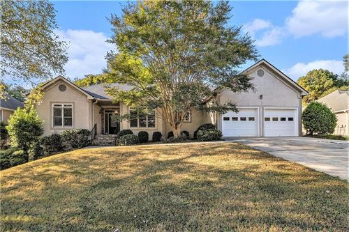 3710 Glen Ian Dr, Loganville, GA, 30052-5324 | Card Image