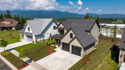 223 Vista Drive, House other with 4 bedrooms, 2 bathrooms and null parking in Whitefish MT | Image 3