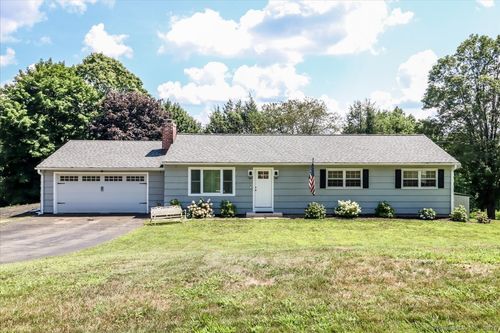 8 Roosevelt Dr, Newtown, CT, 06470-2018 | Card Image