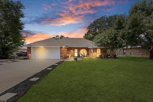 425 Legendary Ln, Gun Barrel City, TX, 75156-4310 | Card Image