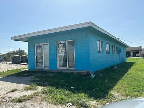 101 Mcintyre Ave, Taft, TX, 78390 | Card Image