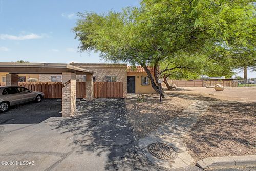 685 S Pantano Parkway, Tucson, AZ, 85710 | Card Image