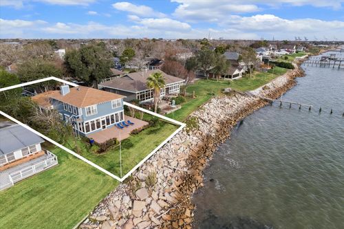 232 Garfield St, La Porte, TX, 77571-6424 | Card Image