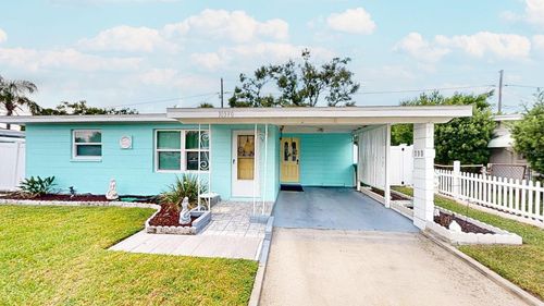 10570 118th Ave, LARGO, FL, 33773-2244 | Card Image