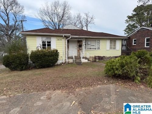 1424 Burlington Ave, TARRANT, AL, 35217-3412 | Card Image