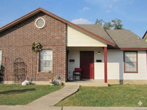 apt-1-1831 W Woodlawn Ave, San Antonio, TX, 78201-5366 | Card Image