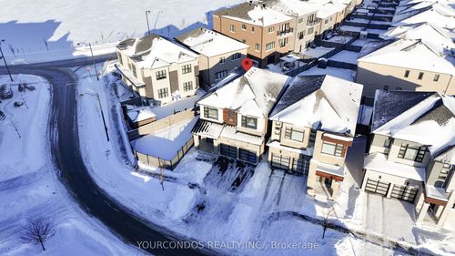 18 Harman Ave, Richmond Hill, ON, L4S0G9 | Card Image