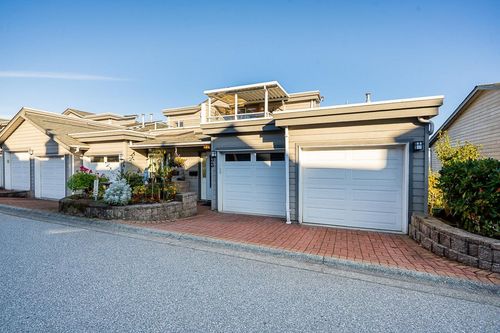33-323 Governors Crt, New Westminster, BC, V3L5S6 | Card Image