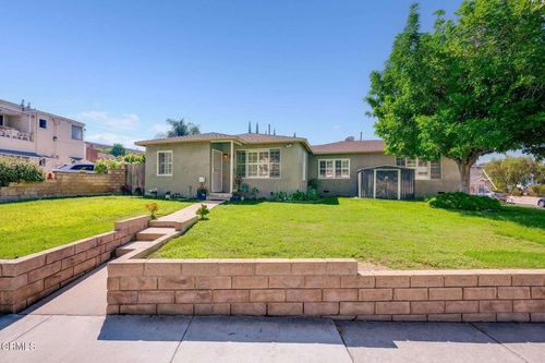 1900 E Chevy Chase Dr, Glendale, CA, 91206-2816 | Card Image