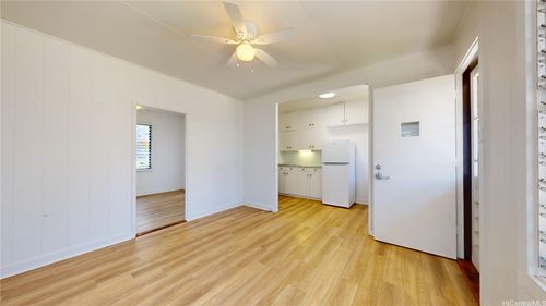 a-1816 Citron St, /Honolulu, HI, 96826-2637 | Card Image