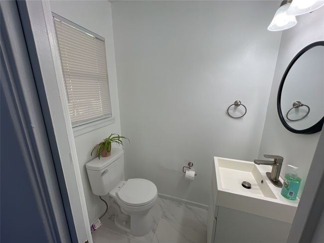 725 E 6 Th St, House other with 3 bedrooms, 2 bathrooms and null parking in Baird TX | Image 8