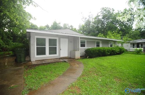 2425 Tuxedo Dr Nw, Huntsville, AL, 35810-2173 | Card Image