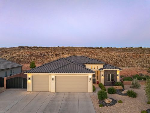 746 N Sandy Talus Dr, Washington, UT, 84780-3238 | Card Image