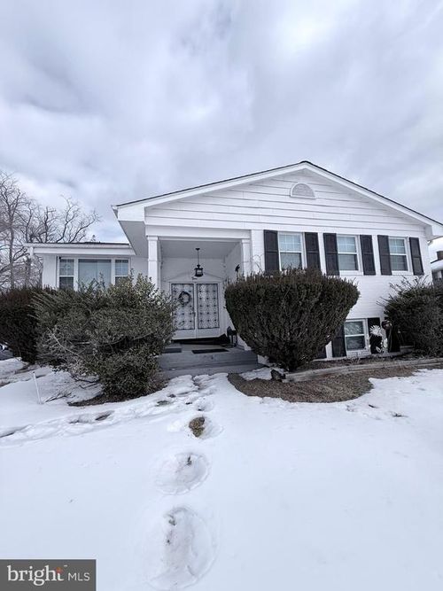 4 Geier Ct, RANDALLSTOWN, MD, 21133-2514 | Card Image