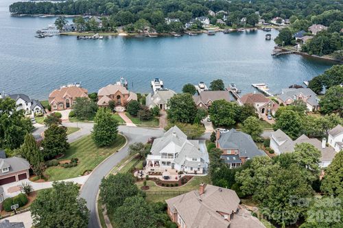 17626 Spinnakers Reach Dr, Cornelius, NC, 28031-7590 | Card Image