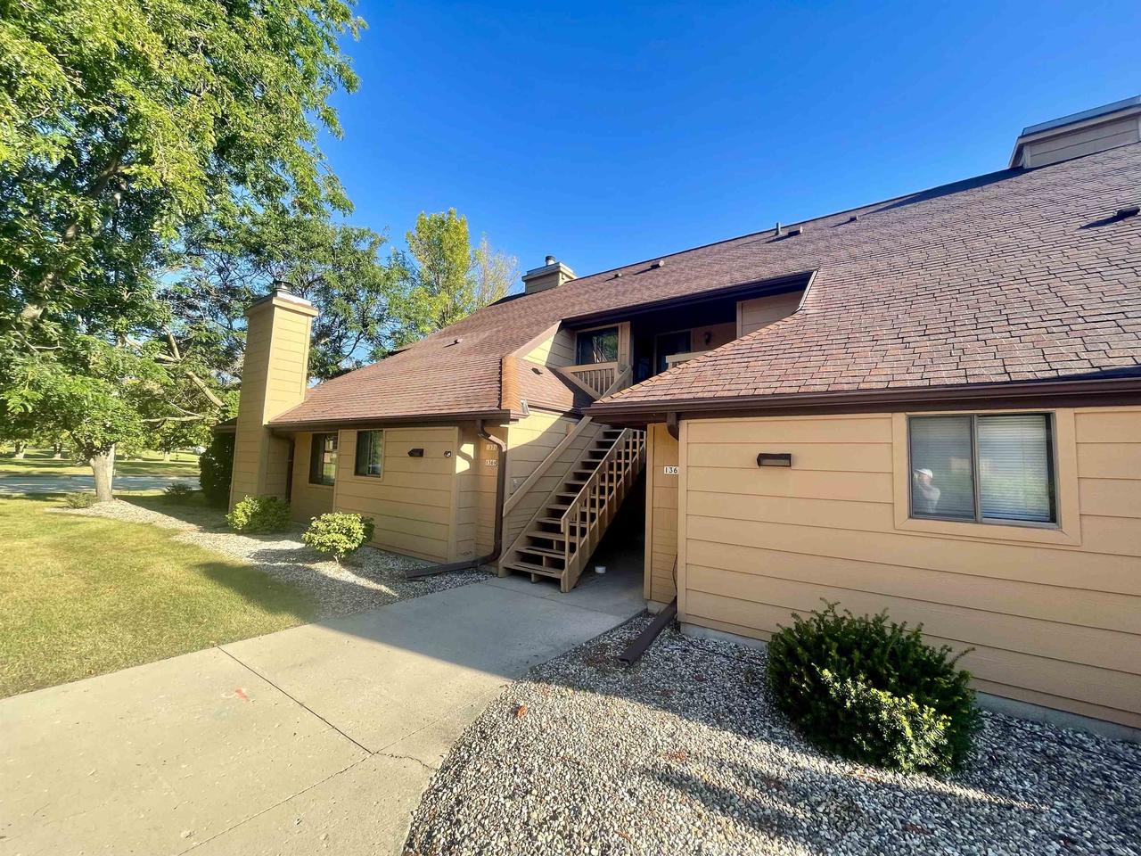 18th Ave, Oshkosh, WI 54902