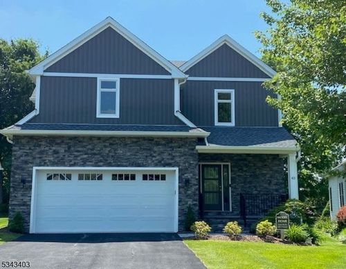 43 Bluffs Ct, Hamburg, NJ, 07419-1525 | Card Image