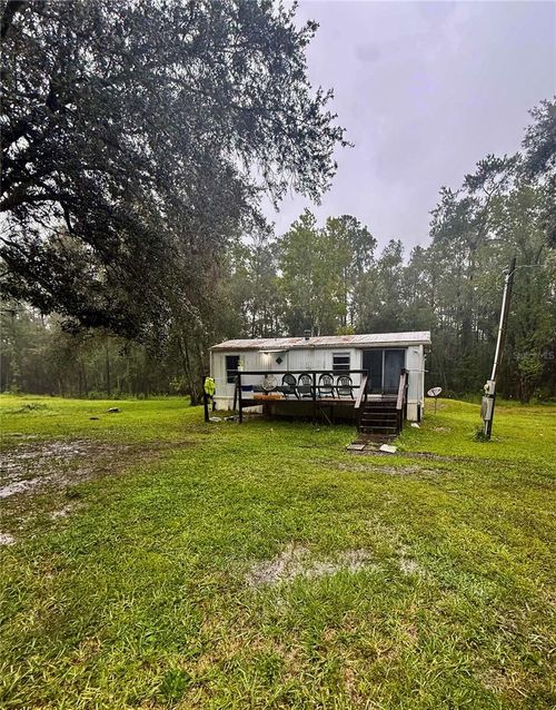 10379 Ne Highway 314, SILVER SPRINGS, FL, 34488-2356 | Card Image