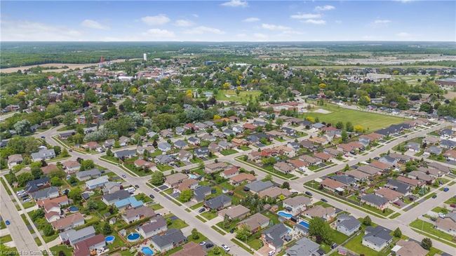 14 Mapleview Dr, House other with 2 bedrooms, 3 bathrooms and 6 parking in Hagersville ON | Image 49
