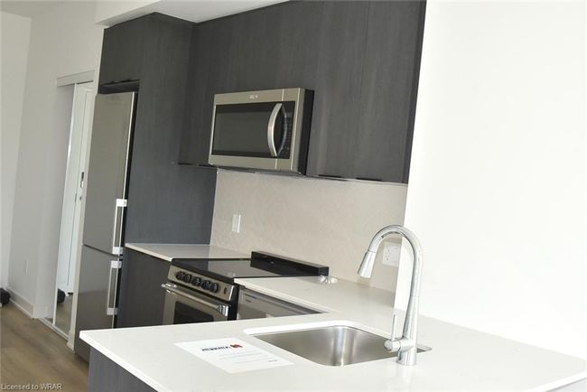 307 - 312 Erb St W, House attached with 1 bedrooms, 1 bathrooms and 1 parking in Waterloo ON | Image 4