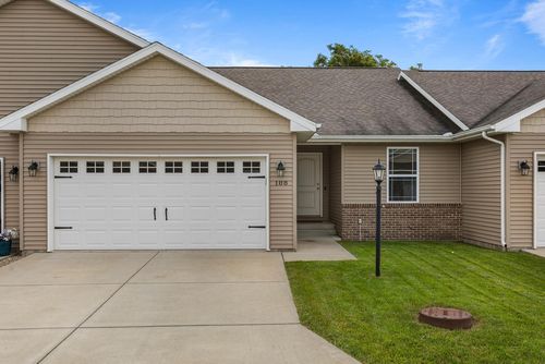 108 Sunset Ct, Fisher, IL, 61843-4205 | Card Image