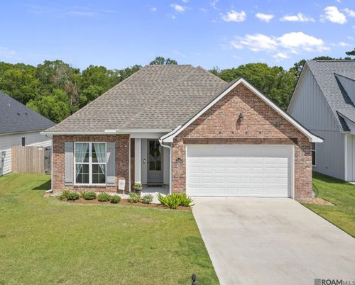 10432 Highland Lakes Dr, Denham Springs, LA, 70726-1864 | Card Image