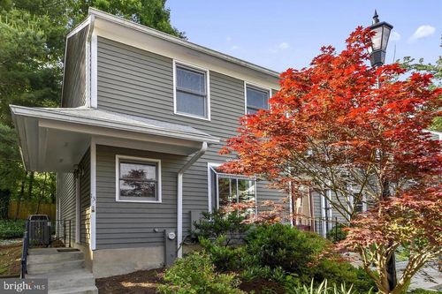 13 Janwall Ct, Annapolis, MD, 21403-1915 | Card Image