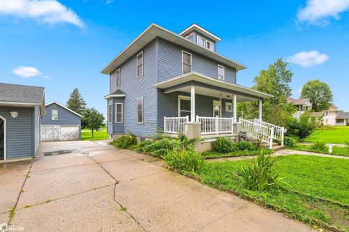 1407 Grant St, Tama, IA, 52339-1312 | Card Image