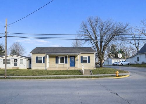 132 N High St, Paris, IL, 61944-1815 | Card Image