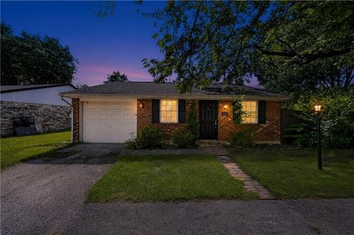 7589 Pomeranian Dr, Huber Heights, OH, 45424-2010 | Card Image
