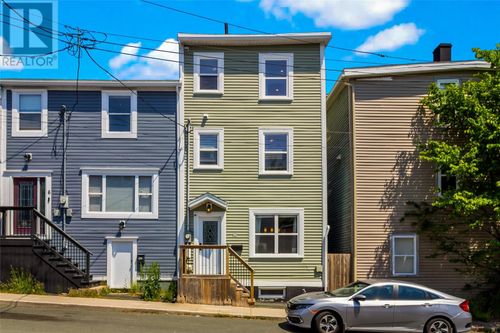 2 Allan Sq, St. John's, NL, A1C4A8 | Card Image
