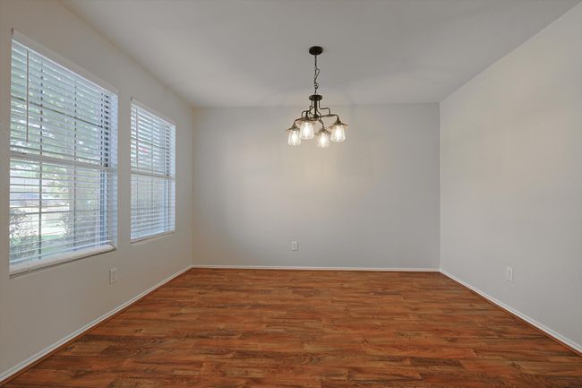 Dining Area | Image 6