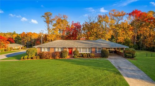 210 Etowah Ave, OPELIKA, AL, 36801-3006 | Card Image